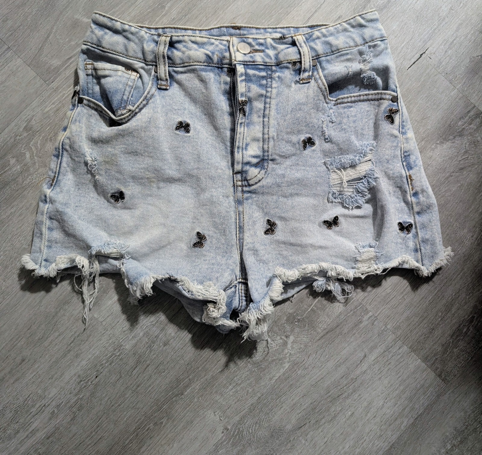Tinseltown Butterfly Embroidered Denim Cut Off Shorts - Size 7