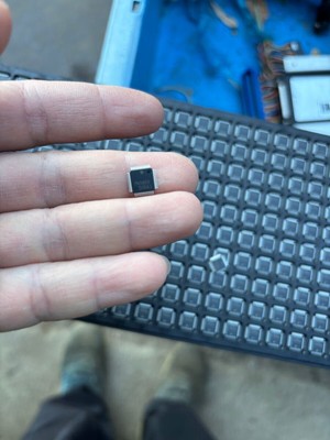 Renesas UPC5703GA-036-9EU-A IC Chip Lot of 950 Made in Japan