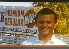 LAS VEGAS NEVADA NV STRIP CASINOS MARS GAS STATION 8MM HOME Movie Film Reel C543
