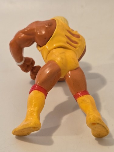 Vintage 1991 Hulk Hogan & Ultimate Warrior Wrestling Action Figure Titan Sports - Picture 12 of 17