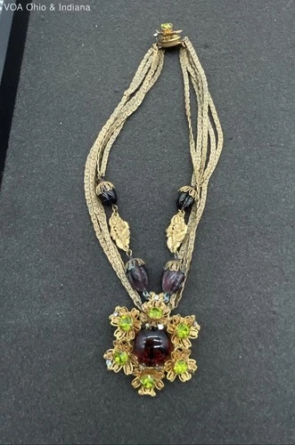 Vintage Miriam Haskell Gold Tone Floral Glass Bead Rhinestone Bib Necklace