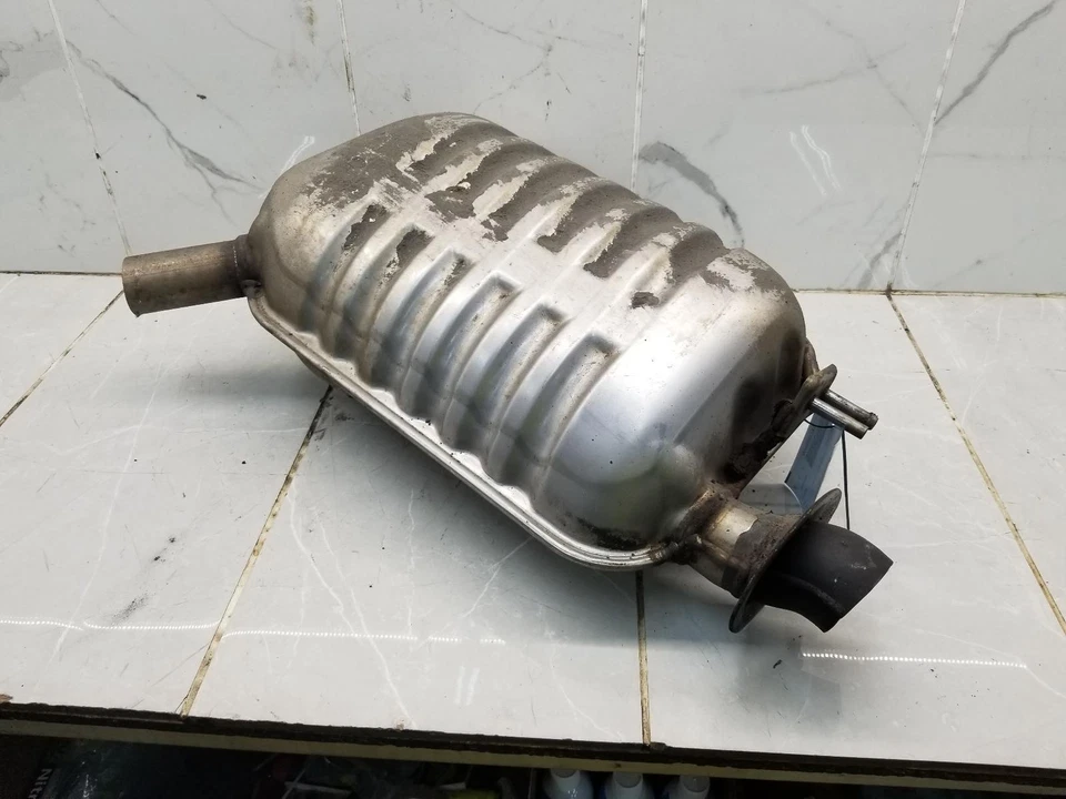 Silenciador de passageiro direito HYUNDAI EQUUS 2011 #007737 - Imagem 2 de 4