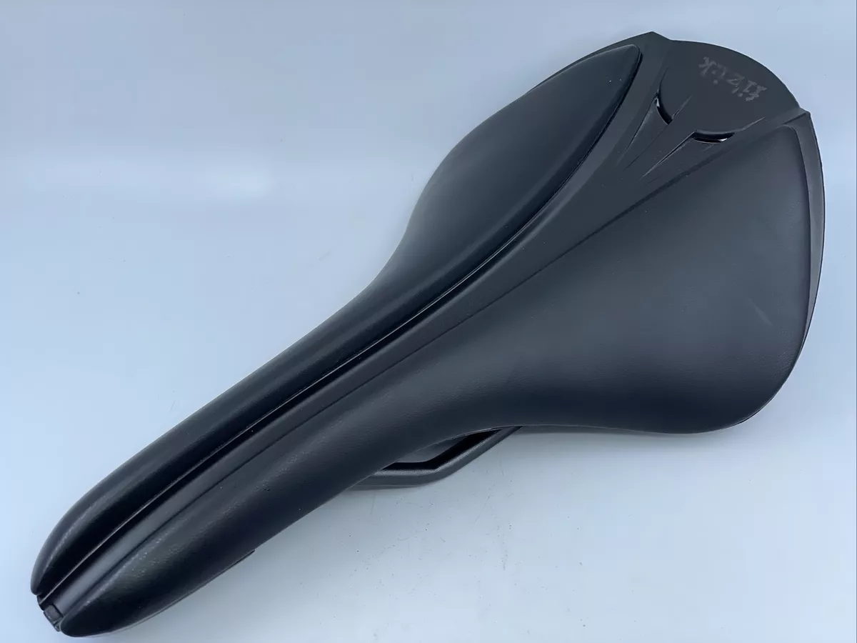 fi'zi:k ALIANTE R3 Versus EVO Large Road Saddle K:ium Rails