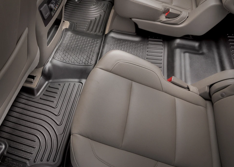 HUSKY 18201 WeatherBeater Front Floor Mats for CHEVY SILVERADO GMC SIERRA CC EC - Image 3 of 4