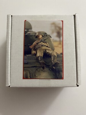 Jager Miniatures 1/35 Modern Russian Tank Rider Resin Figure Model Kit