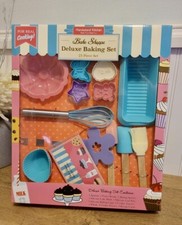 Kitchen Bake Shoppe 25-piece Deluxe Real Baking Set with Recipes for Kids