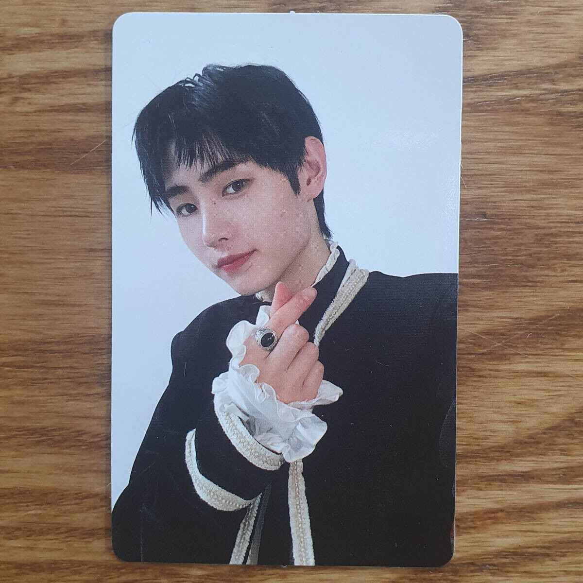 Sunghoon Official Photocard Enhypen Border : Day One Kpop Sunghoon Official Photocard Enhypen Border : Day One Kpop