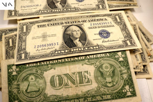 (5) 1935 One Dollar Blue Seal Bill Lot - Choice AU/Uncirculated- $1 - 5 Note Set