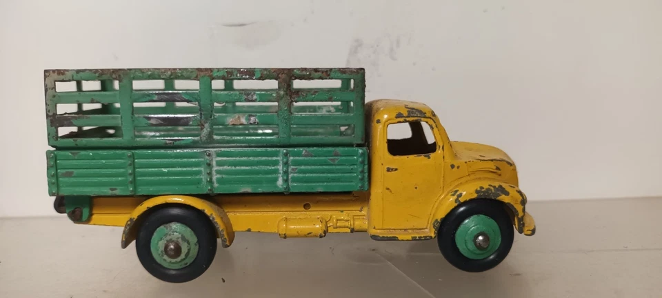 DINKY TOYS  DODGE PRODUCE WAGON, 343 , c1954 - Image 2 of 4