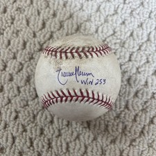 Randy Johnson Cards, Rookie Cards and Autographed Memorabilia Guide 36