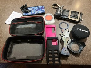 DIVEVOLK SeaTouch 4 MAX kit with 0.6X Wide Angle Lens and Red Filter, Any Phone