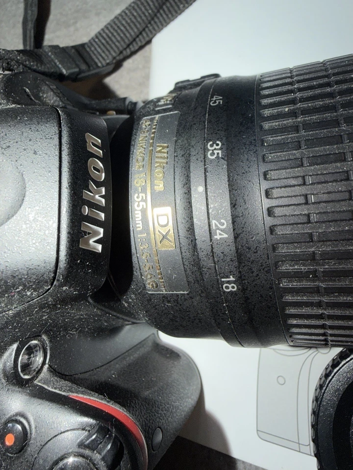 Nikon D5100 Kit m/ AF-S DX 18-55mm f/3.5-5.6G ED VR Objektiv sehr gut ! - Bild 2 von 4