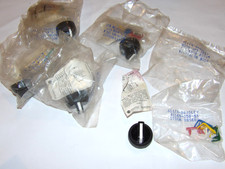 5 UNUSED ALLEN-BRADLEY 800H-NP5 SELECTOR SWITCH KNOBS! WITH COLOR INSERTS! NOS