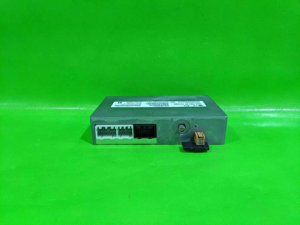 11 ACADIA COMMUNICATION ONSTAR CONTROL MODULE W/VOICE RECOGNITION OEM 4098-7 - Image 3 of 4