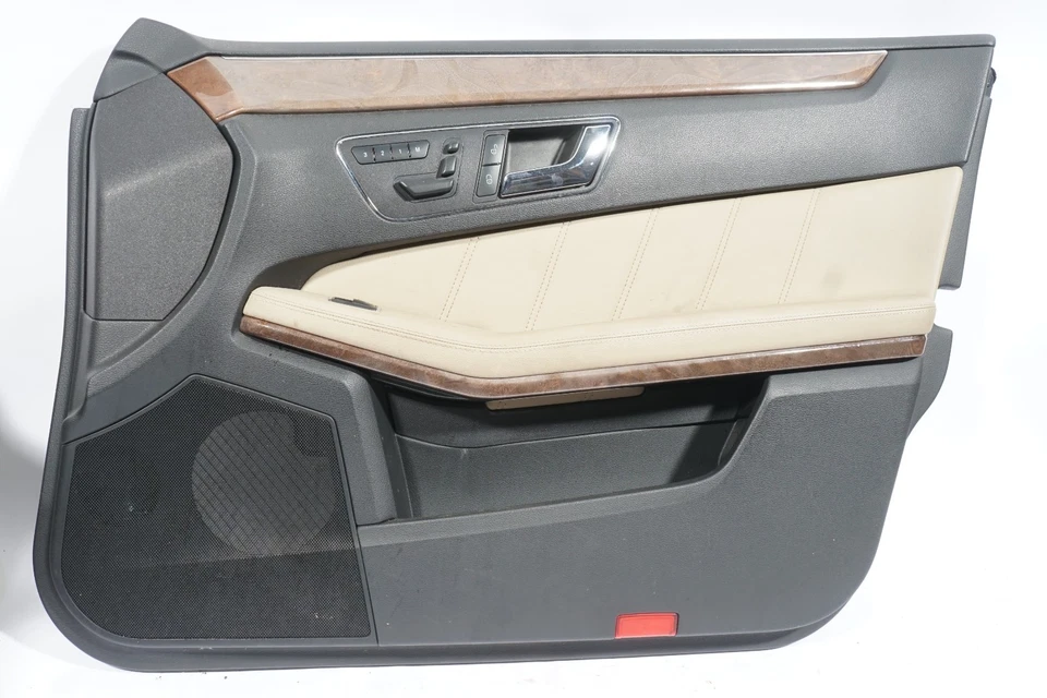 MERCEDES BENZ E350 2010-2013 PANEL DE PUERTA INTERIOR DEL LADO DEL PASAJERO DELANTERO DERECHO OEM Foto 2 de 4