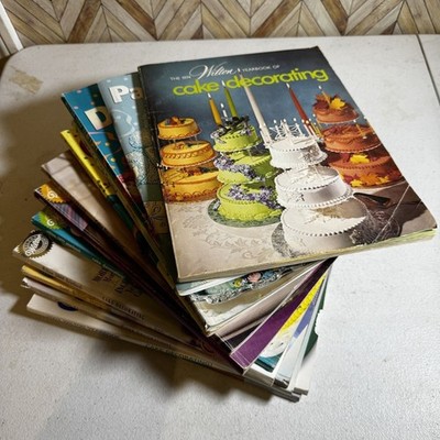 Wilton Cake Decorating Yearbook Extensive Collection /Cook Books [Book 176]