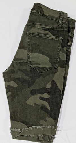 camo jeans bermuda shorts size 