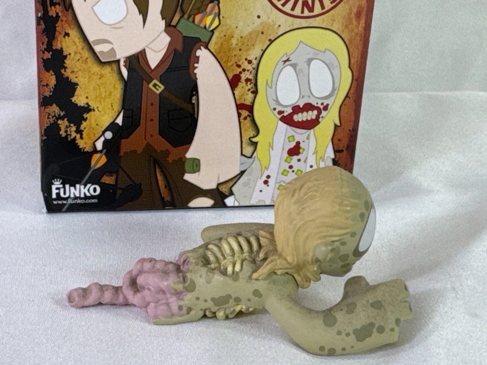 Funko Mystery Minis Walking Dead Serie 1 Bicicleta Niña Figura Vinilo Suelta con Caja Foto 4 de 4