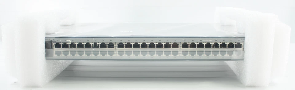 MRV LX-4048T-002AC 48-Port Console Server 1048009650-01 - Image 2 of 4