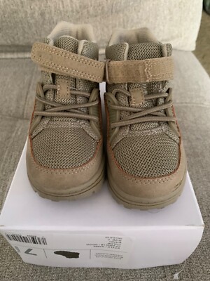 Carters toddler winter boots style inigo cf22h01B color khaki size