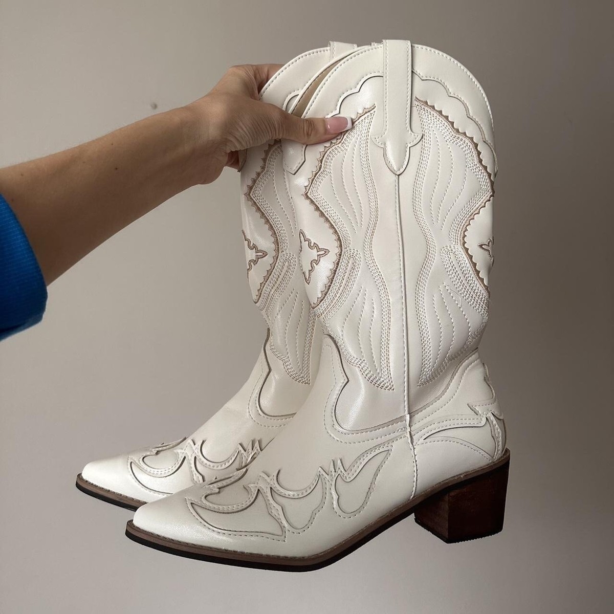 White cream cowgirl boots western cowboy embroidered boots heeled boots
