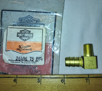 エル Made In USA NOS Genuine Harley-Davidson Return Oil Line Fitting