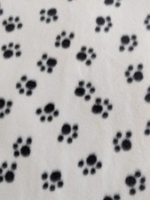 1 Yds Black And White Paw Prints Fleece 60 Inch Wide