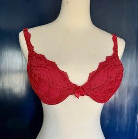 VICTORIA&rsquo;S SECRET VINTAGE ORIGINAL MIRACLE BRA LACE SET RED AND PURPLE 36C