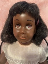 RARA Hermosa Muñeca Afroamericana Habladora Cathy De Colección HABLA