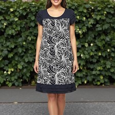 Elle Black White Round Neck Short Sleeve Shift Dress 
