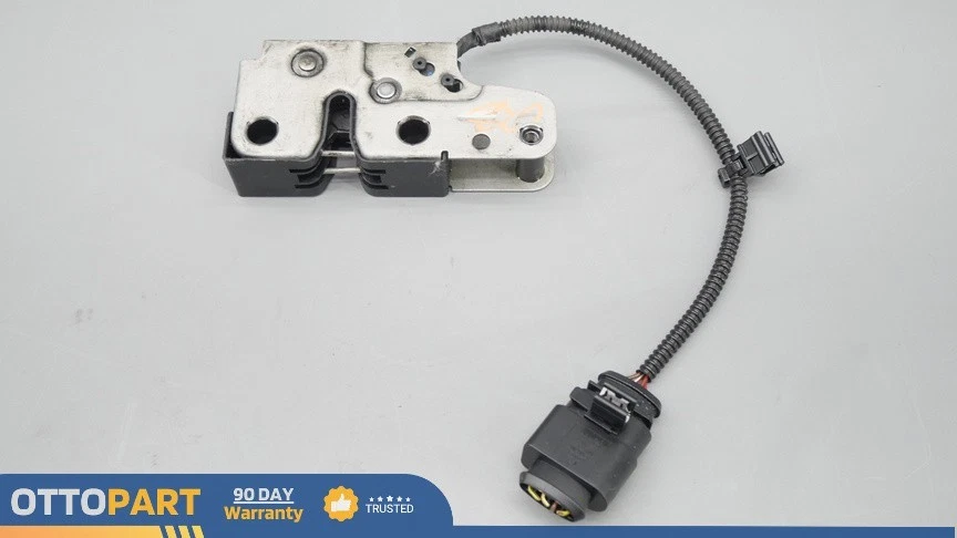 Actuador de cierre de capó delantero Porsche Cayenne S Hybrid 2011-2014 95851150901 Foto 2 de 4