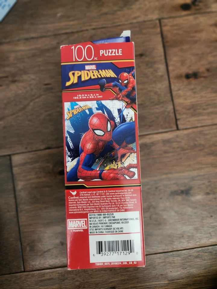 Rompecabezas Marvel Spider-Man 100 piezas 10,3" X 9,1" Foto 2 de 2