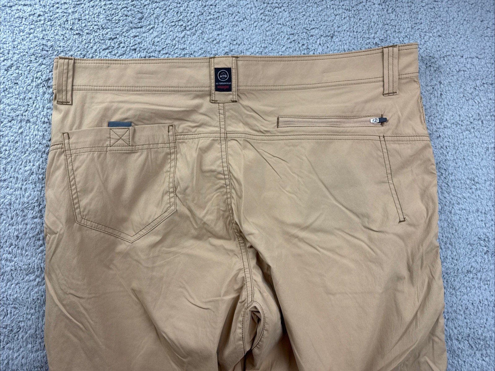 Wrangler ATG All Terrain Gear Pants Mens 40x30 Khaki Nylon Hiking Outdoor