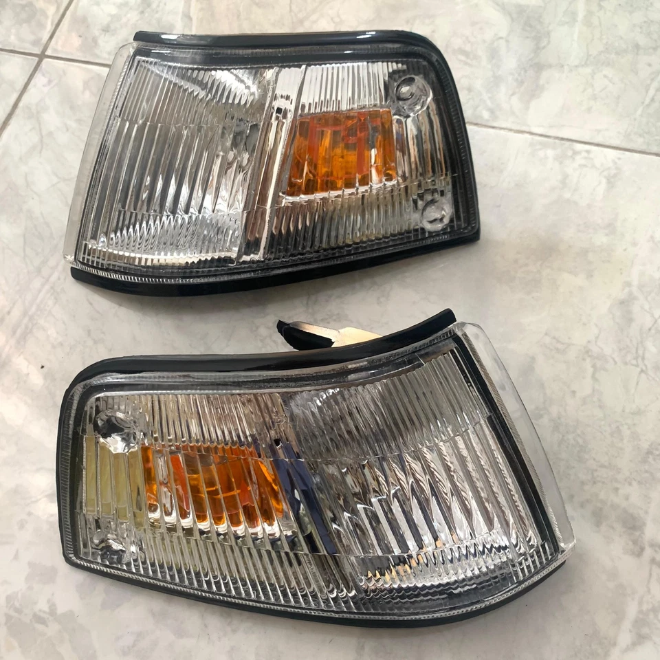 MARCADOR DE ESQUINA LUZ INTERMITENTE LÁMPARA 1988-1989 apto para Honda Civic 4 puertas LX DX EX Foto 2 de 4