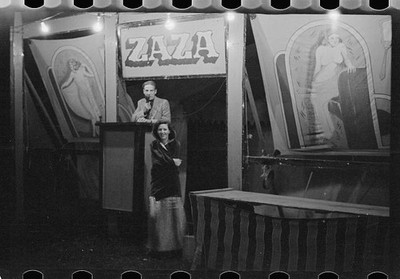 Photo:Zaza Stage Show 1930s Woman Presenter Podium Theater Poster