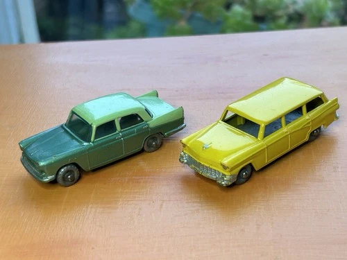 Matchbox Lesney duo 29b A55 Austin Cambridge 4SPW & 31a Ford Station Wagon 4GMW