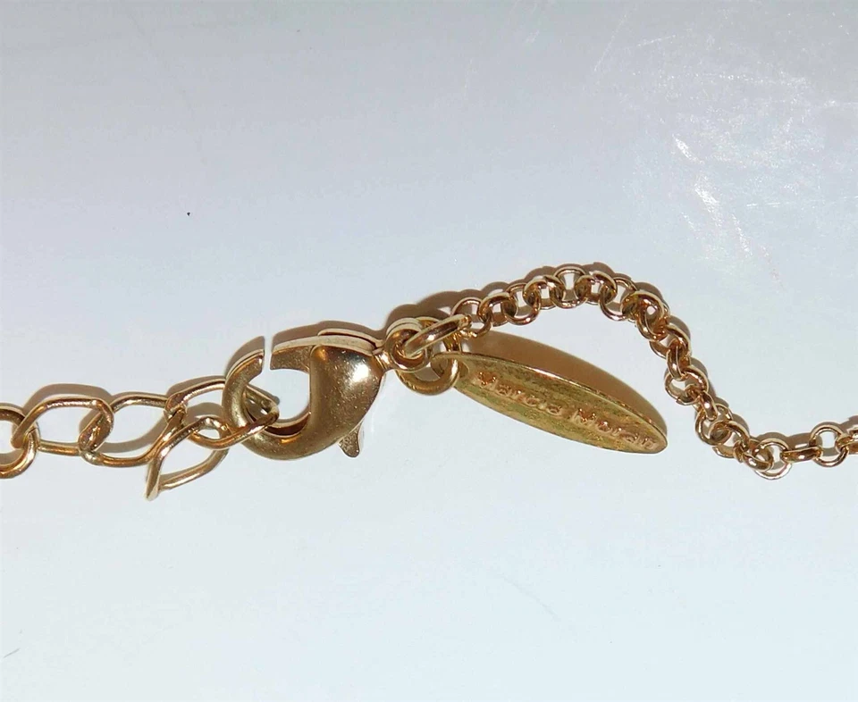 Collar de diamantes de imitación de piedra verde tono dorado Marcia Moran Foto 2 de 3