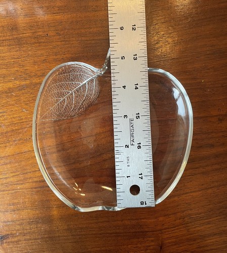 Clear Glass Apple Design Saucers - 5 in Set - 1980s - Picture 9 of 10