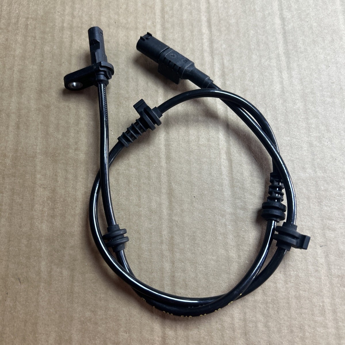 A2115402117 MERCEDES BENZ W211 Right Front ABS sensor GENUINE NEW