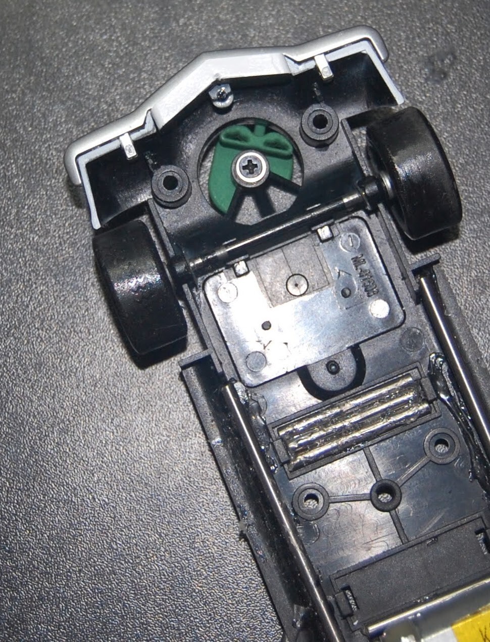 Jaded Parts 1/32 slot car guides for modern "small bore" Scalextric