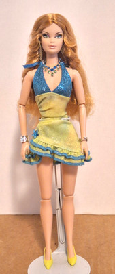 TOP MODEL SUMMER HYBRID DRESSED DOLL-GREAT STEFFIE FACE-SUPER HOT OUTFIT-HEELS