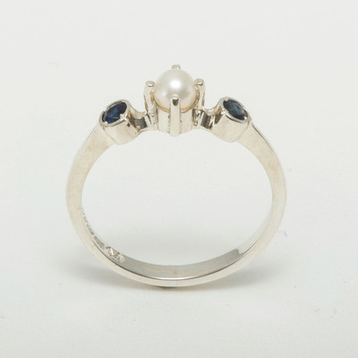 925 Sterling Silver Pearl & Sapphire Womens Trilogy Ring - Sizes 4 to ...