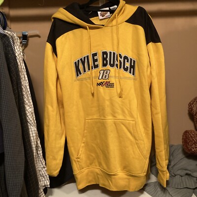 VINTAGE Kyle Busch Hoodie Mens Large Yellow Black Nascar Winners Circle 