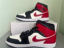 Air Jordan 1 Mid Unsex vela/palestra rosso/off noir-bianco taglia 9,5 UK senza coperchio sulla scatola