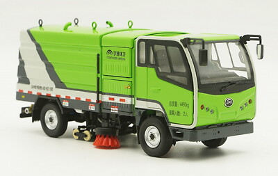 1/32 Scale Yutong W4 Cleaner Sweeper Trucks Diecast Model Toy Gift NIB