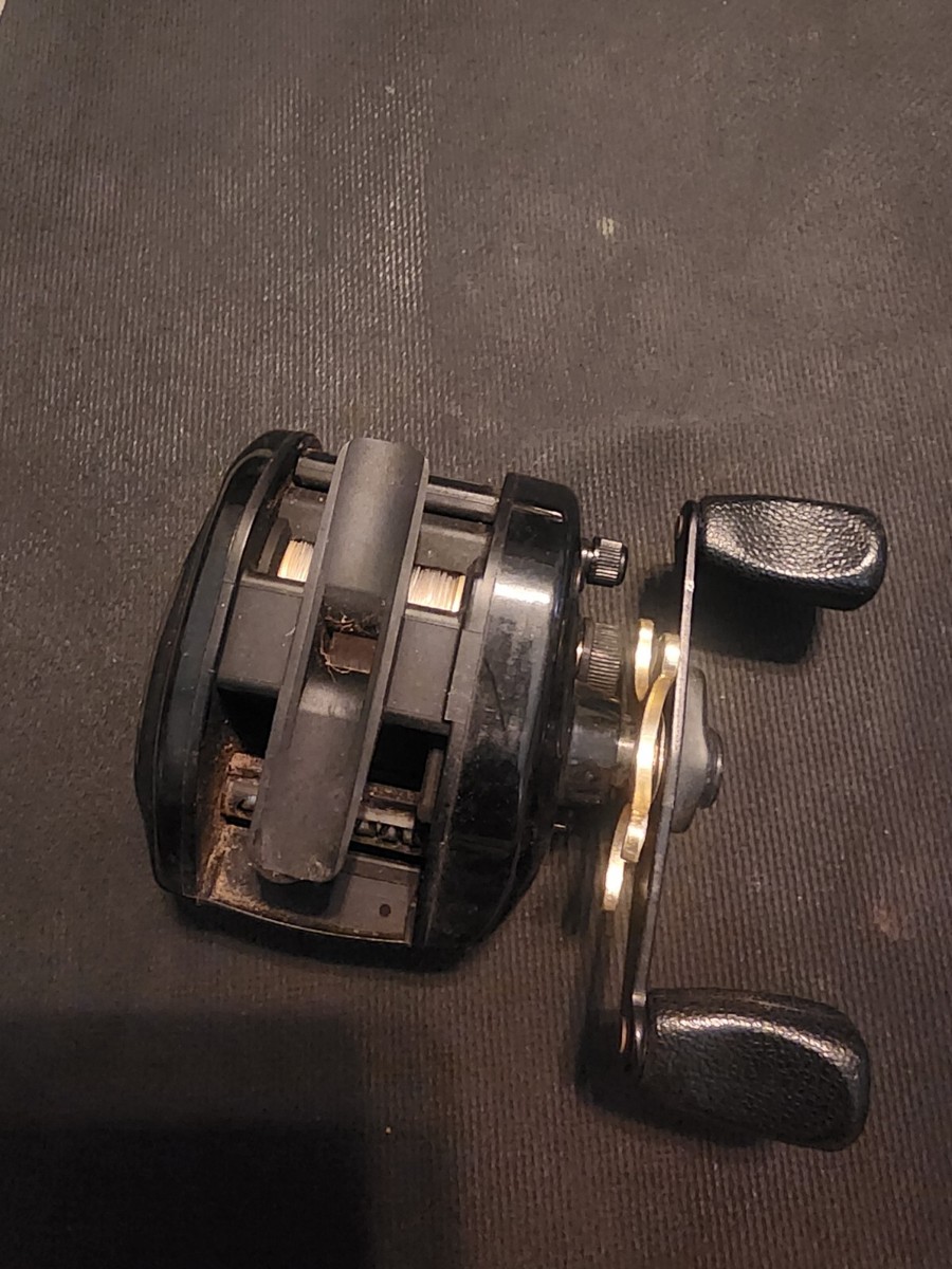 Daiwa PS2•5B Hi-Speed Baitcasting Power Mesh Drive Fishing Reel