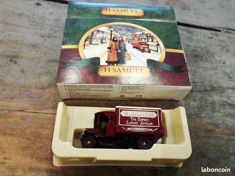 Petite voiture lledo days gone 1934 dennis parcels van h. Samuel xmas édition ne - Photo 1/1