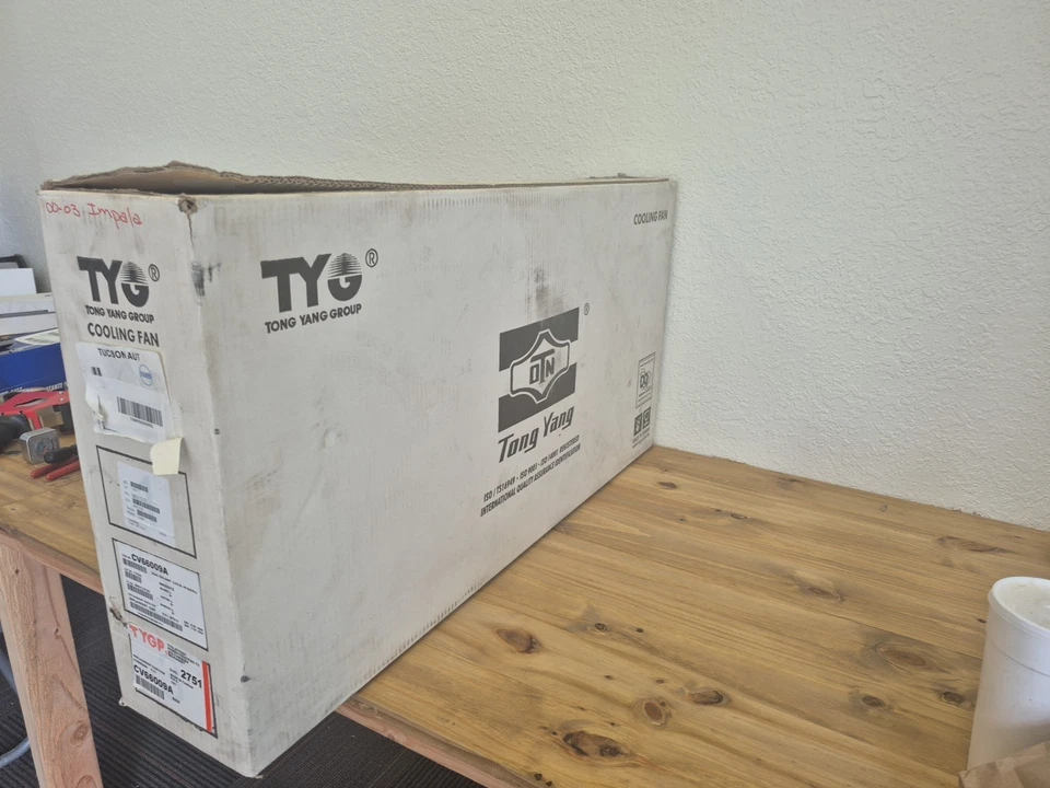 Conjunto de ventilador de refrigeración para 00-03 Chevrolet Impala/Monte Carlo 3.4/3.8 Foto 3 de 4