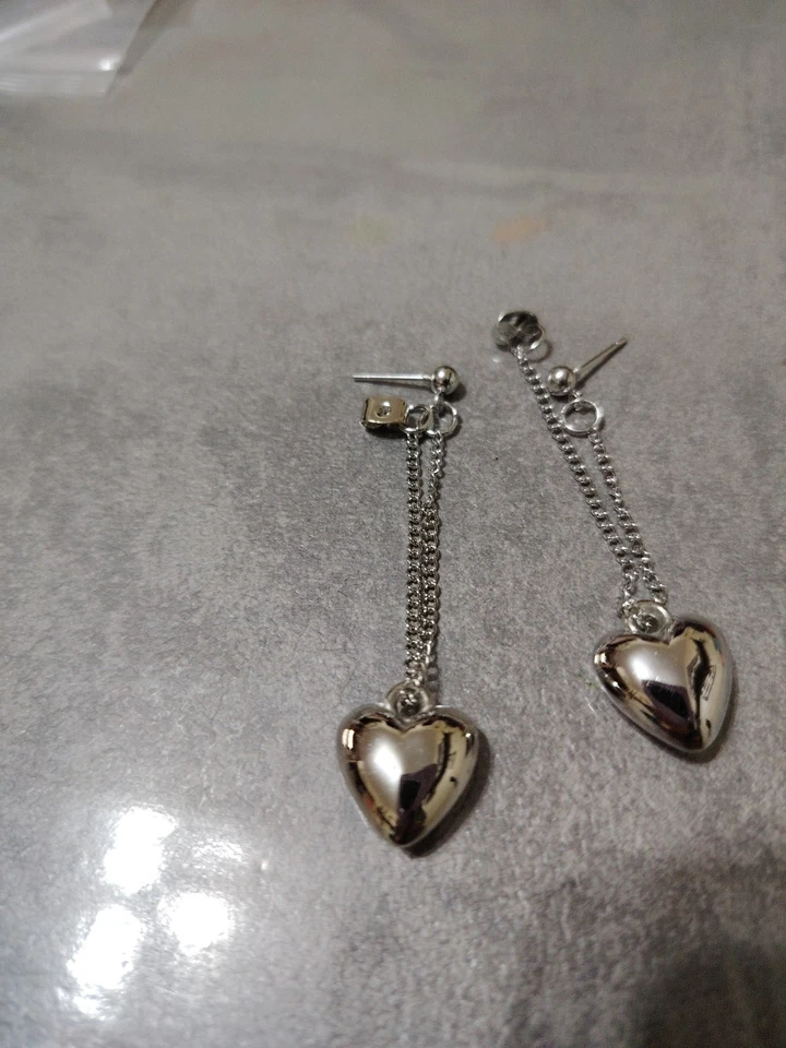 Orecchini Acciaio Con Cuore - Immagine 4 di 4