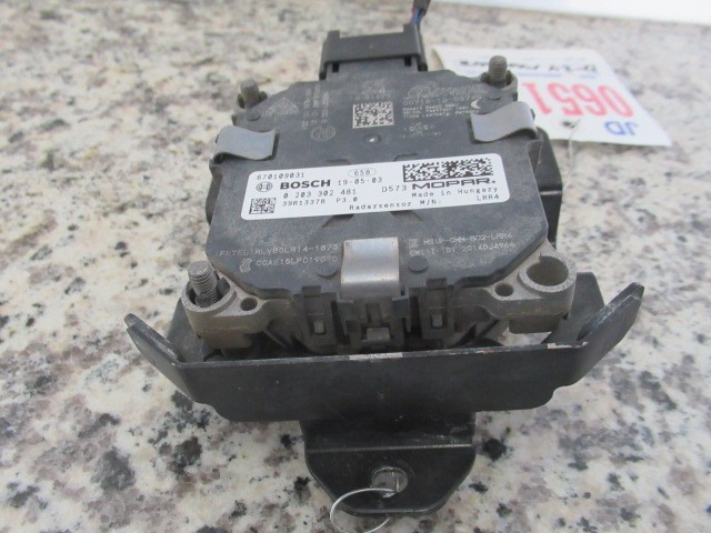 GENUINE MASERATI ADAPTIVE CRUISE CONTROL RADAR DISTANCE SENSOR 670109031